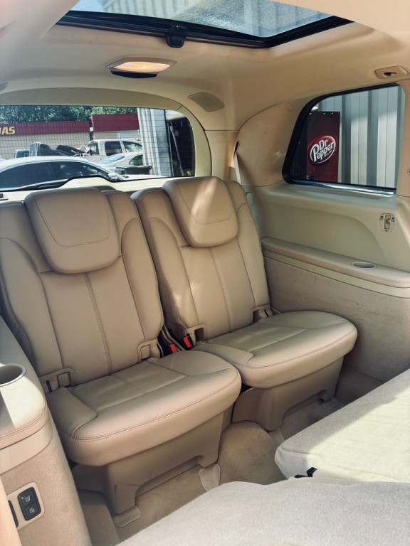 2011 Mercedes-Benz GL-Class Image 12