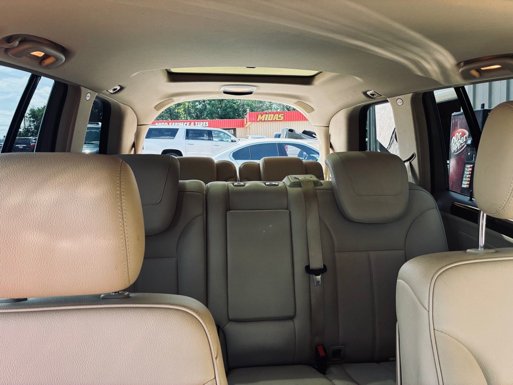 2011 Mercedes-Benz GL-Class Image 15