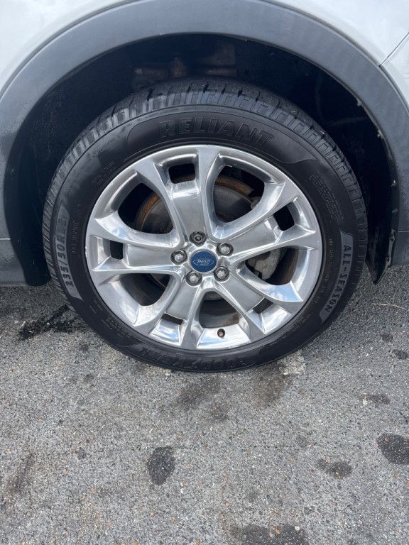 2013 Ford Escape Image 9
