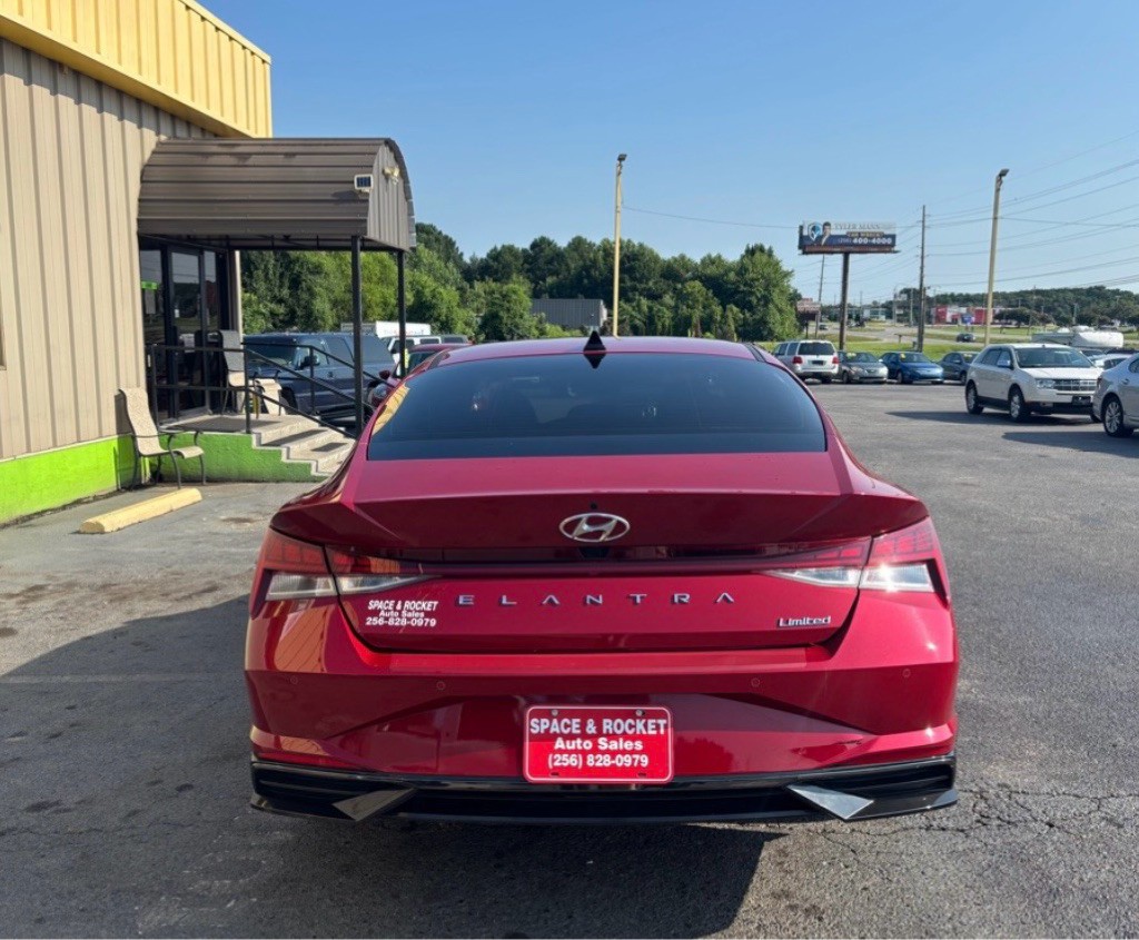 2023 Hyundai Elantra Image 6