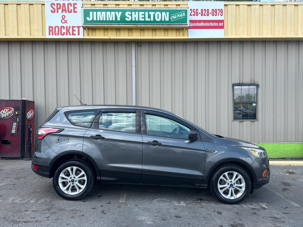 2018 Ford Escape Image 1
