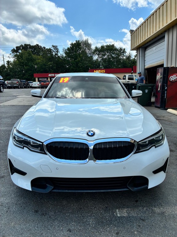 2019 BMW 3 Series Image 2