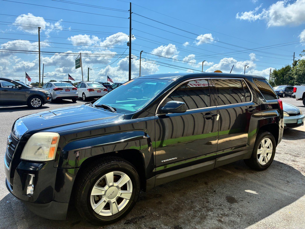 2013 GMC Terrain Image 2