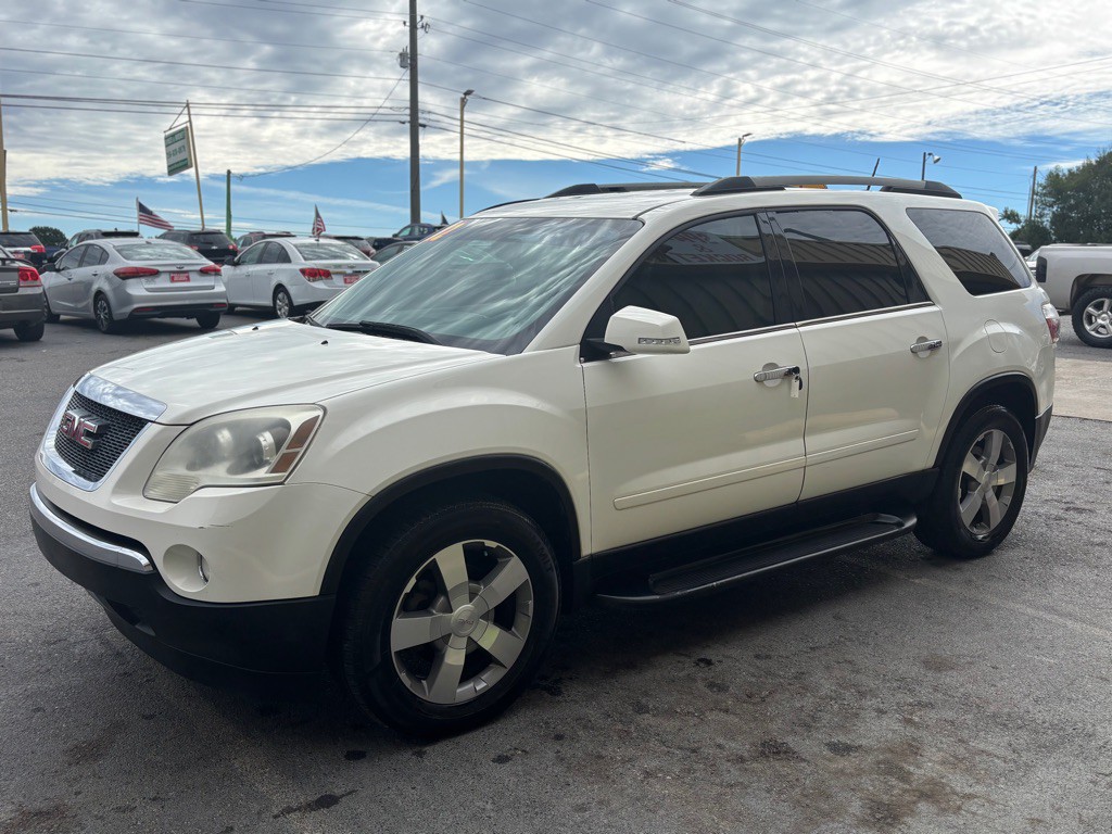 2012 GMC Acadia Image 3