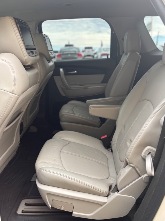 2012 GMC Acadia Image 5
