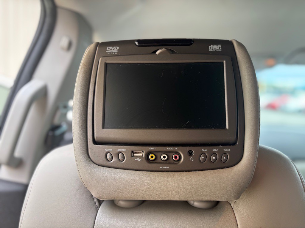 2012 GMC Acadia Image 8