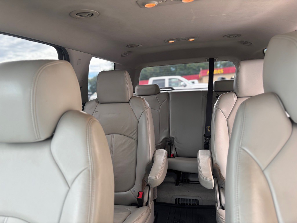 2012 GMC Acadia Image 9