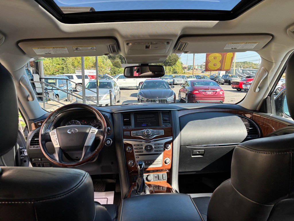 2019 INFINITI QX80 Image 9