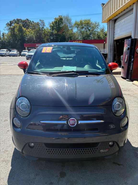 2018 FIAT 500 Image 2