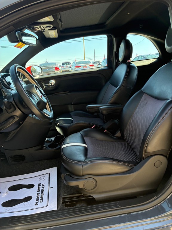 2018 FIAT 500 Image 4