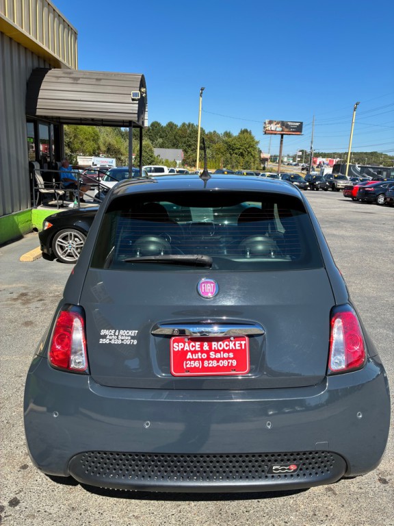2018 FIAT 500 Image 9
