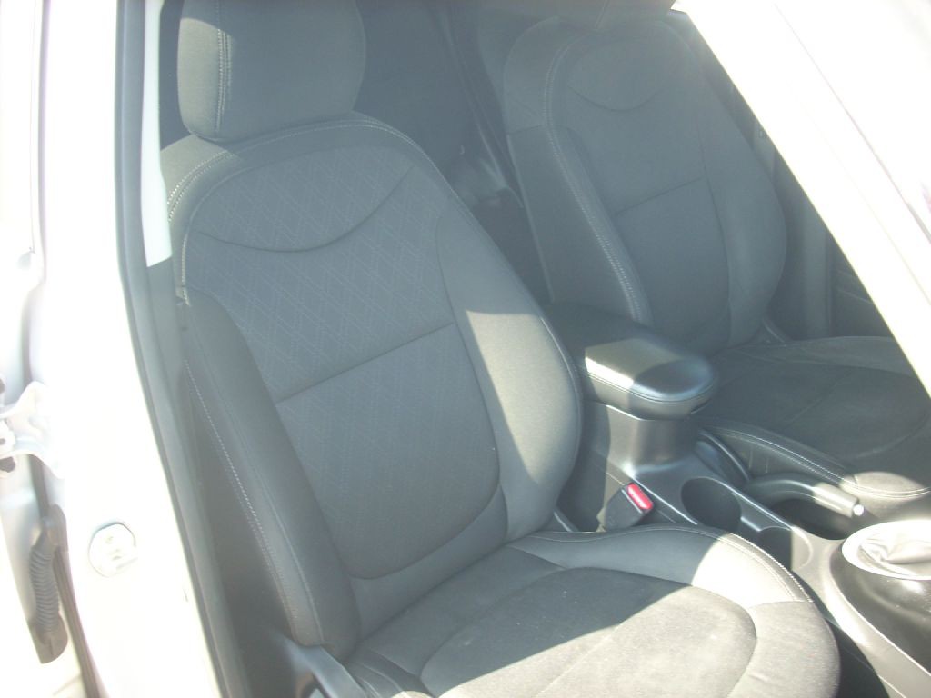 2015 Kia Soul Image 12