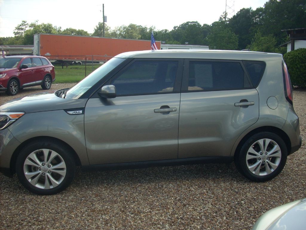 2015 Kia Soul Image 2
