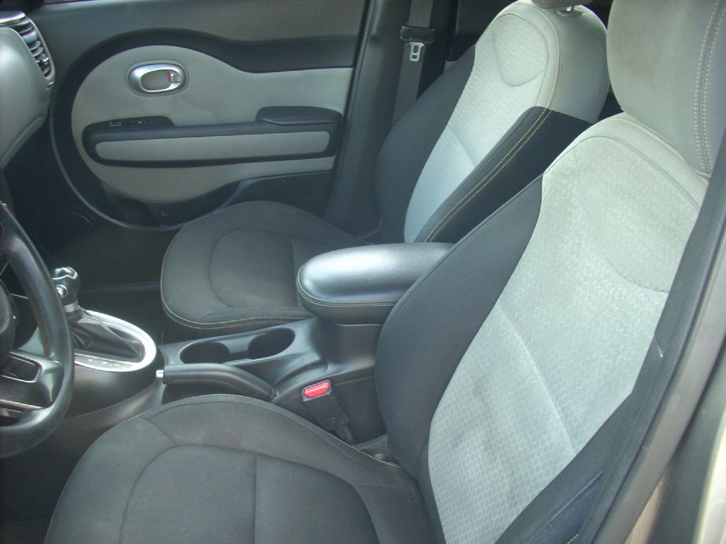 2015 Kia Soul Image 8