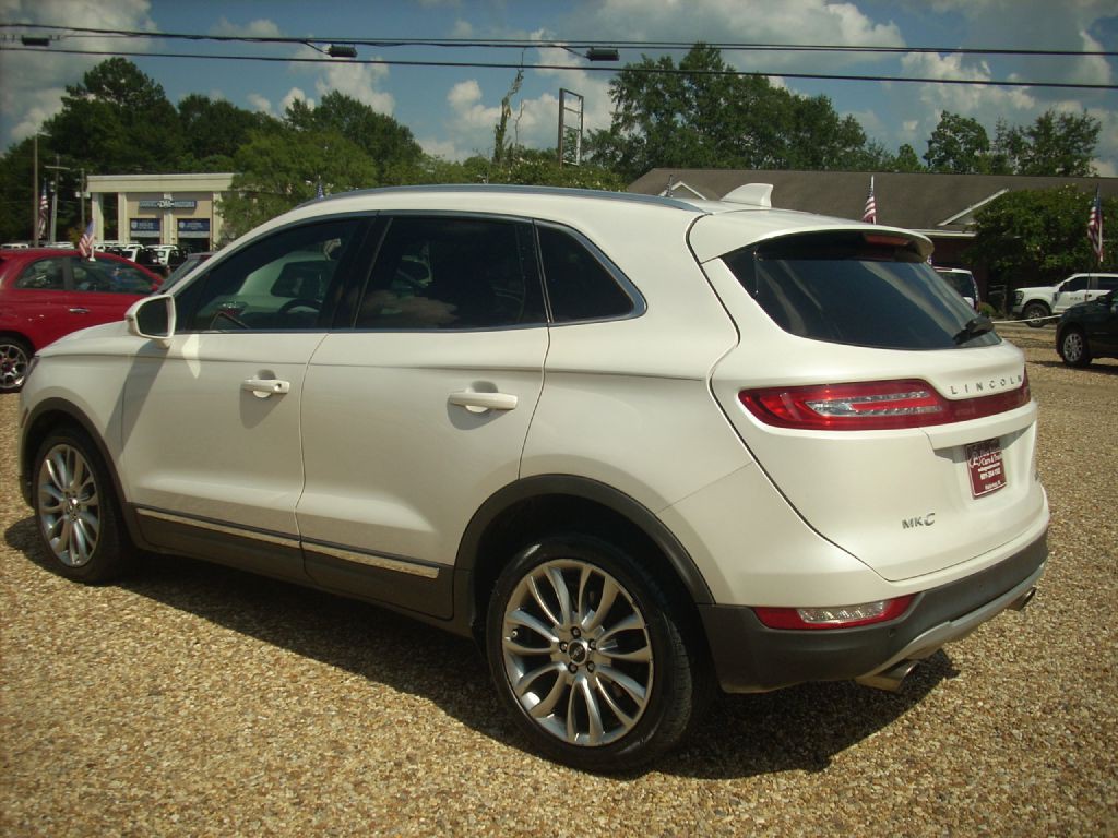 2017 Lincoln MKC Image 3