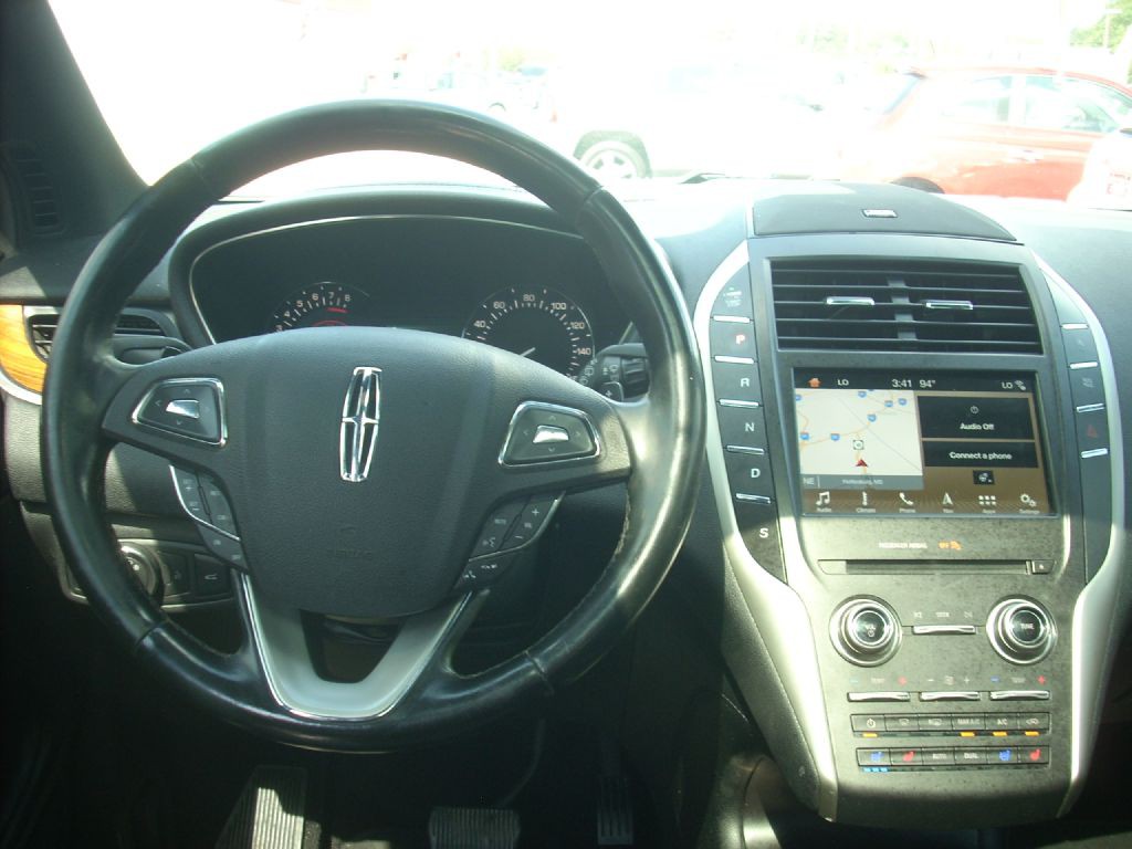 2017 Lincoln MKC Image 12