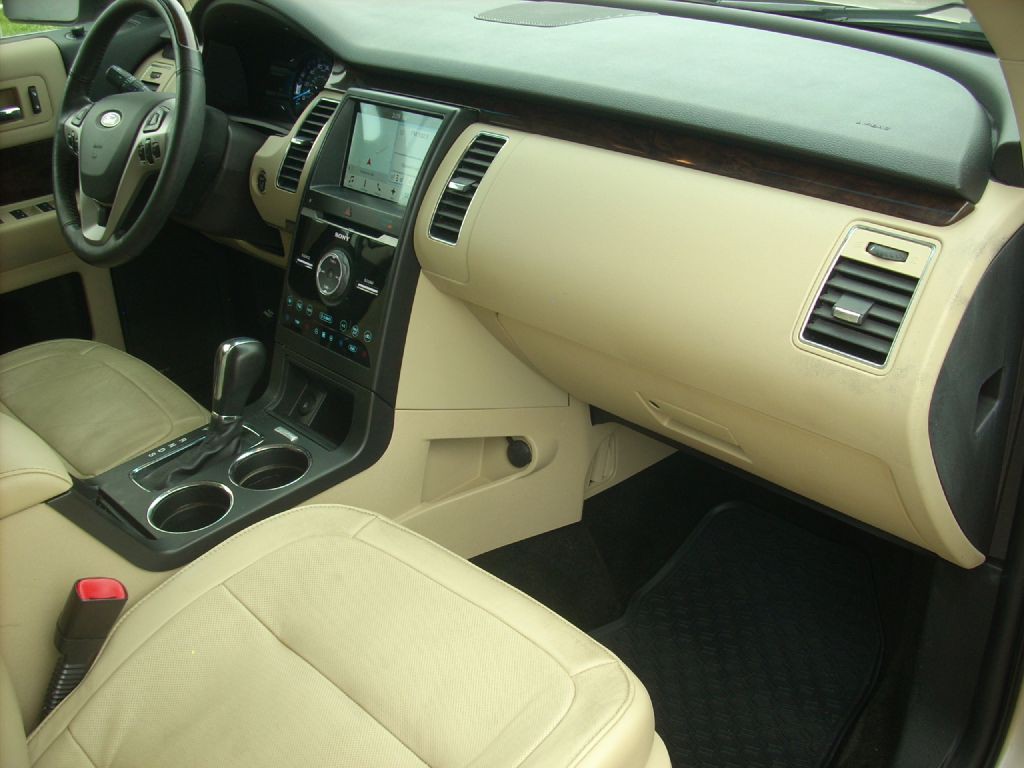 2018 Ford Flex Image 13
