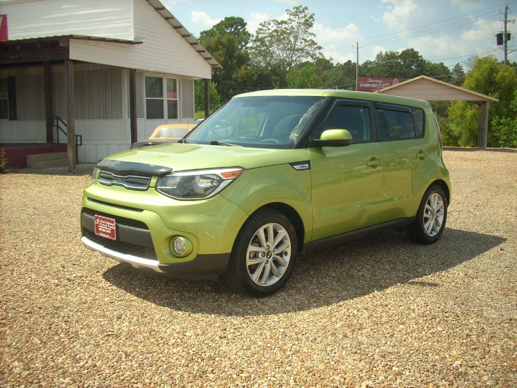 2017 Kia Soul Image 1