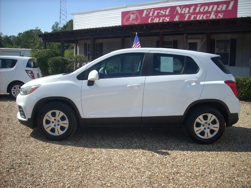 2017 Chevrolet Trax Image 2