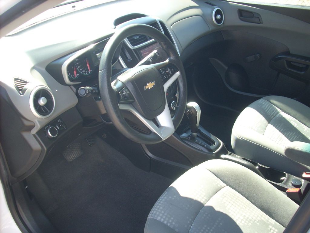 2020 Chevrolet Sonic Image 7
