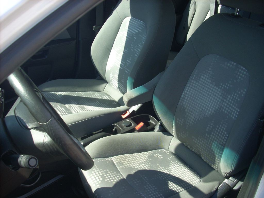 2020 Chevrolet Sonic Image 8