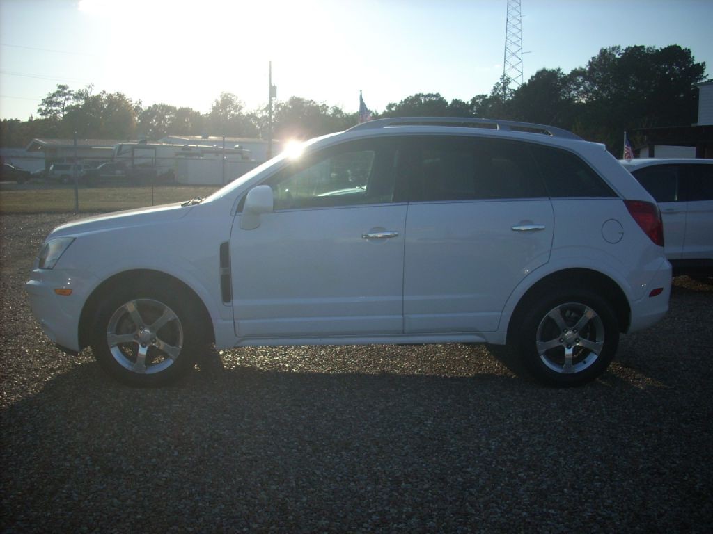 2013 Chevrolet Captiva Image 2