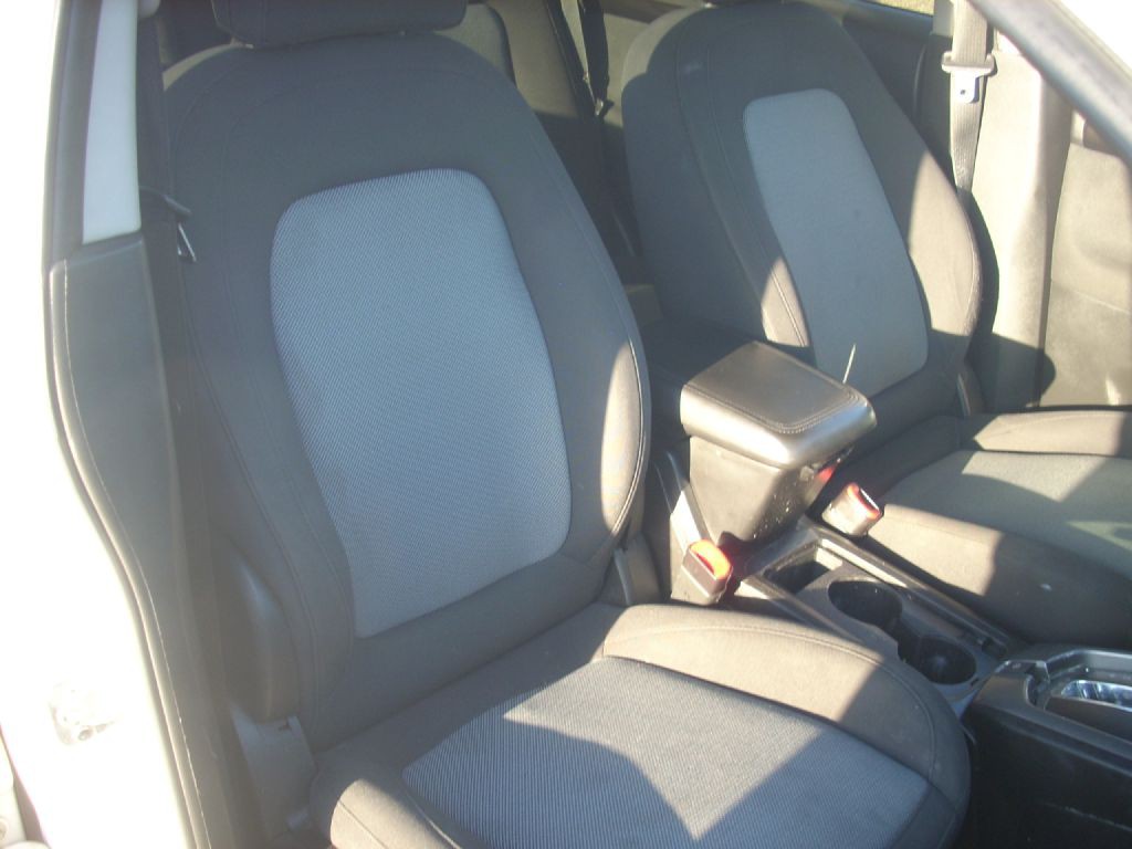 2013 Chevrolet Captiva Image 12