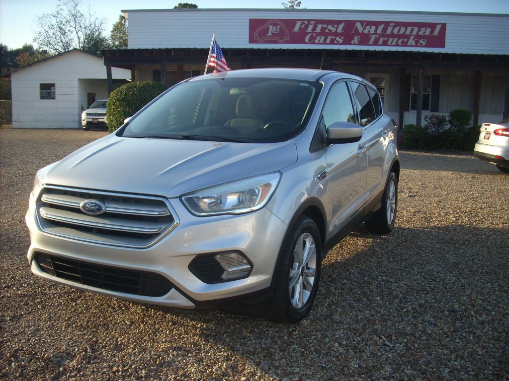 2019 Ford Escape Image 1