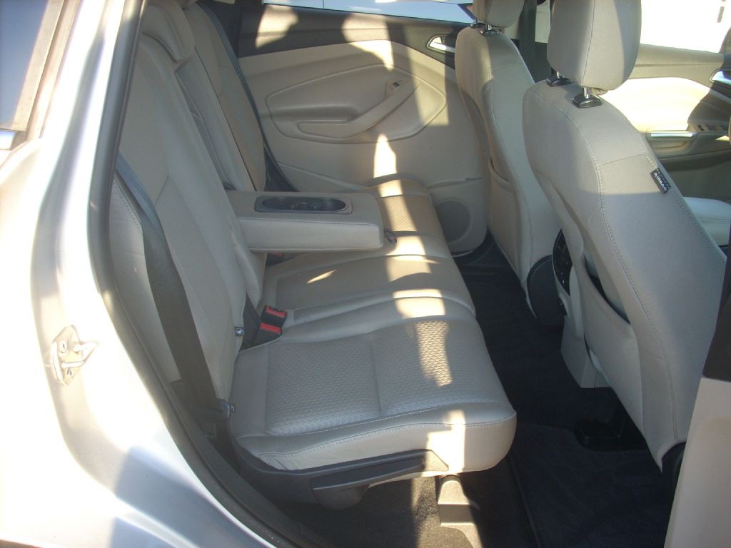 2019 Ford Escape Image 10