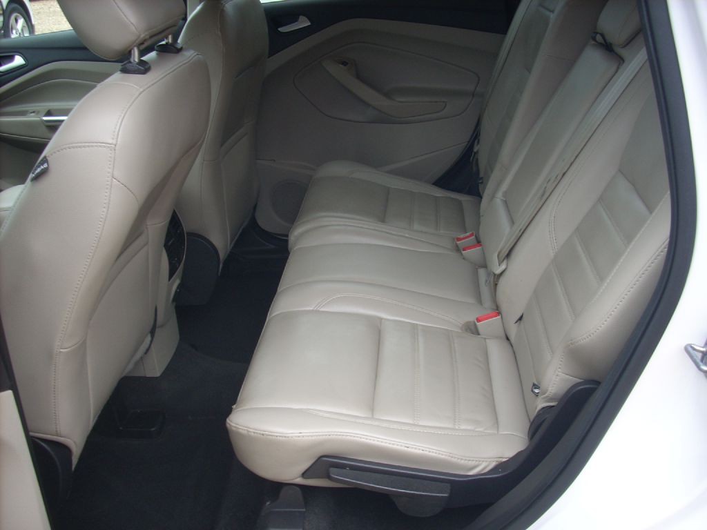 2018 Ford Escape Image 9