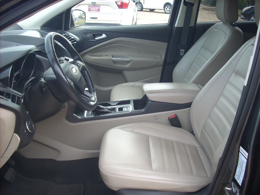 2019 Ford Escape Image 8