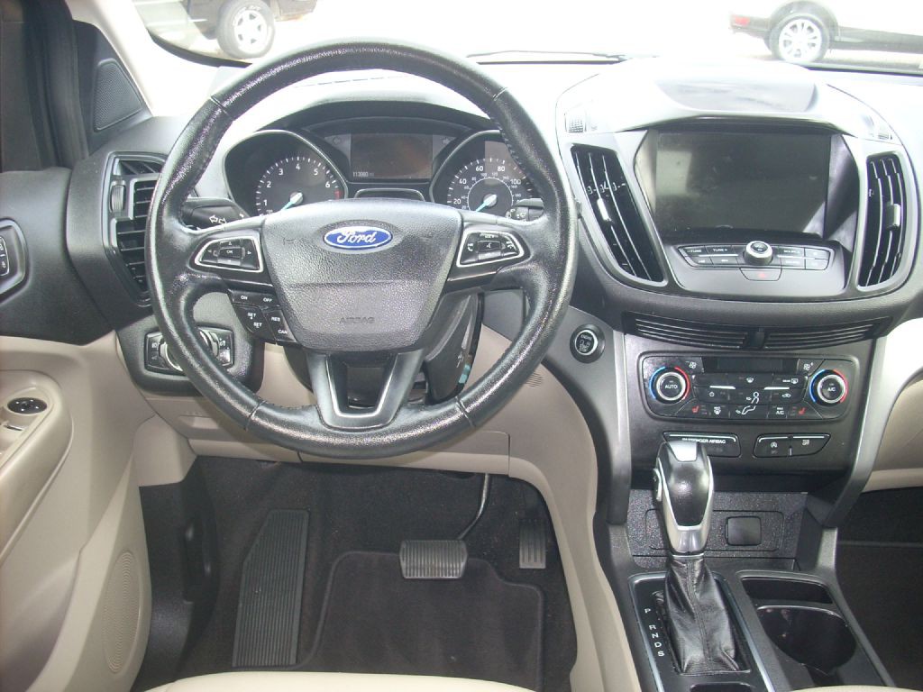 2019 Ford Escape Image 16