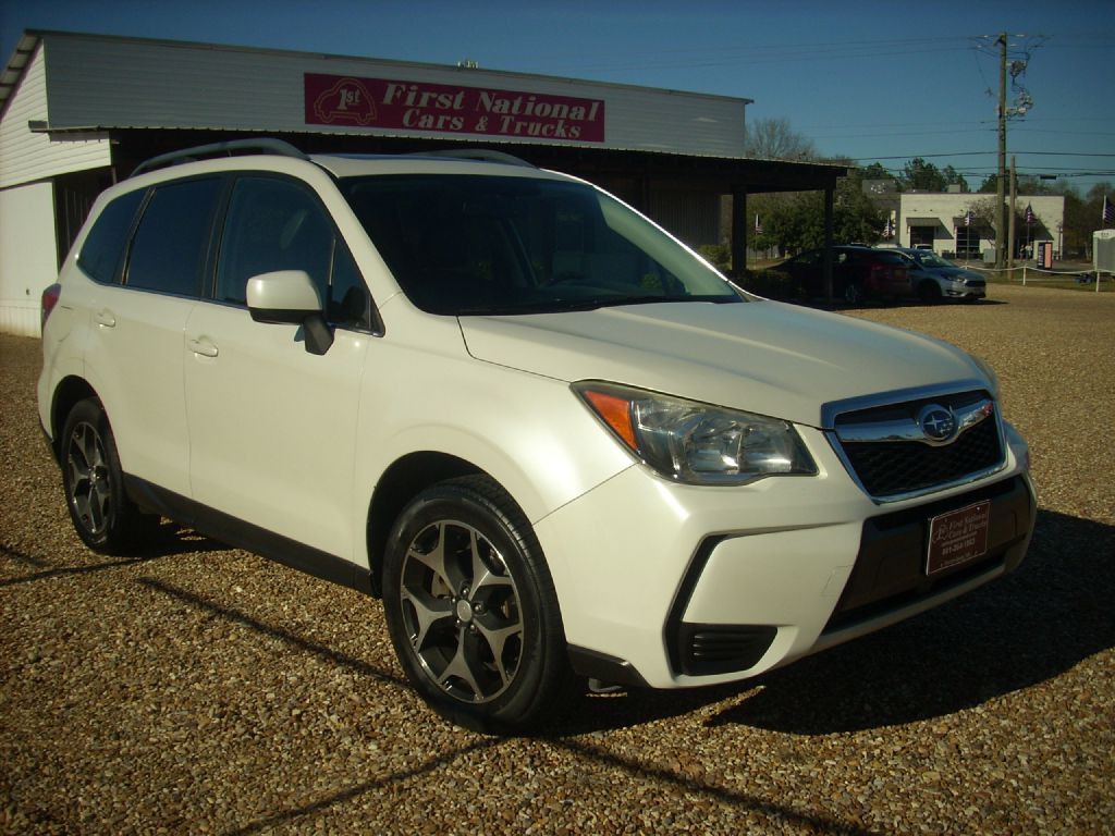 2015 Subaru Forester Image 1