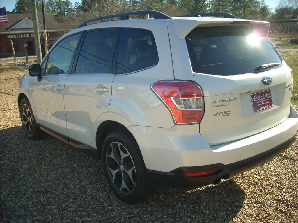2015 Subaru Forester Image 4