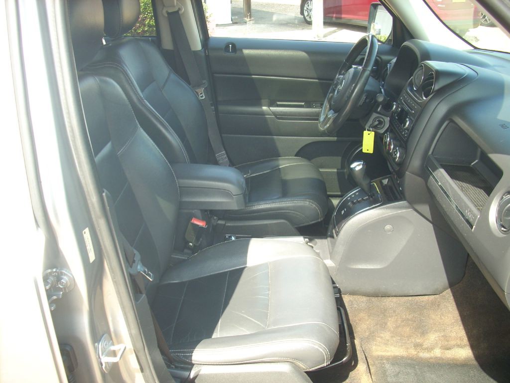 2015 Jeep Patriot Image 13