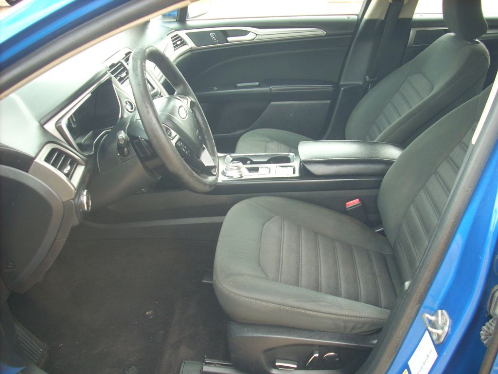 2019 Ford Fusion Image 8