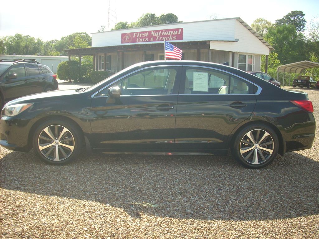 2016 Subaru Legacy Image 2