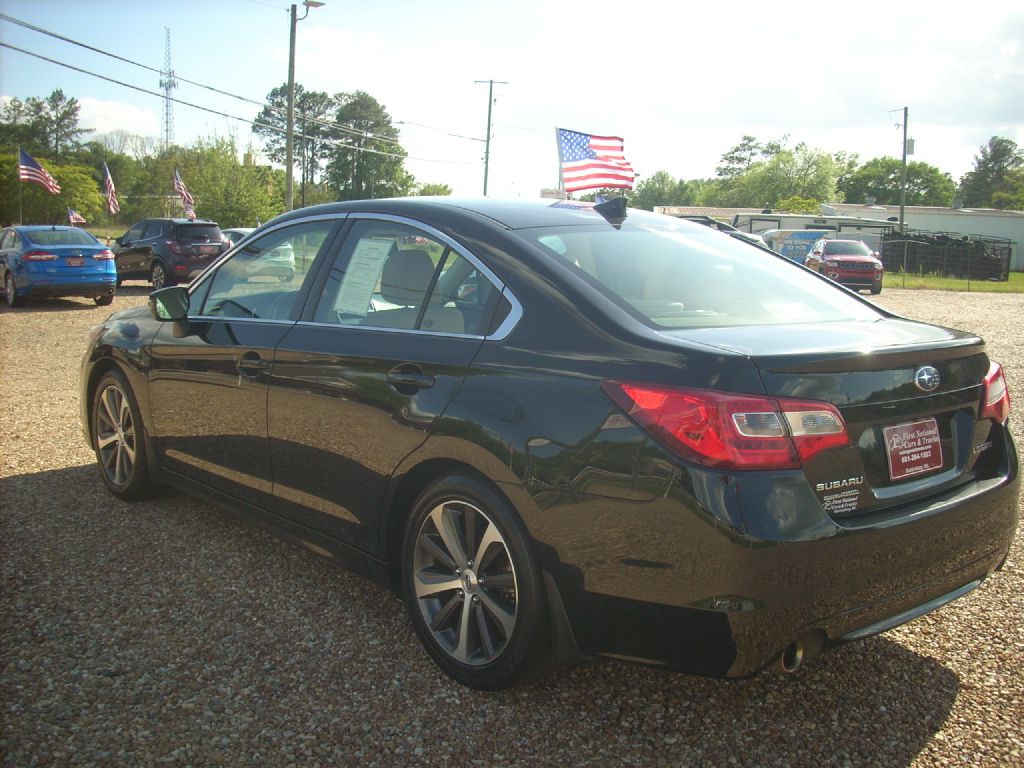 2016 Subaru Legacy Image 3