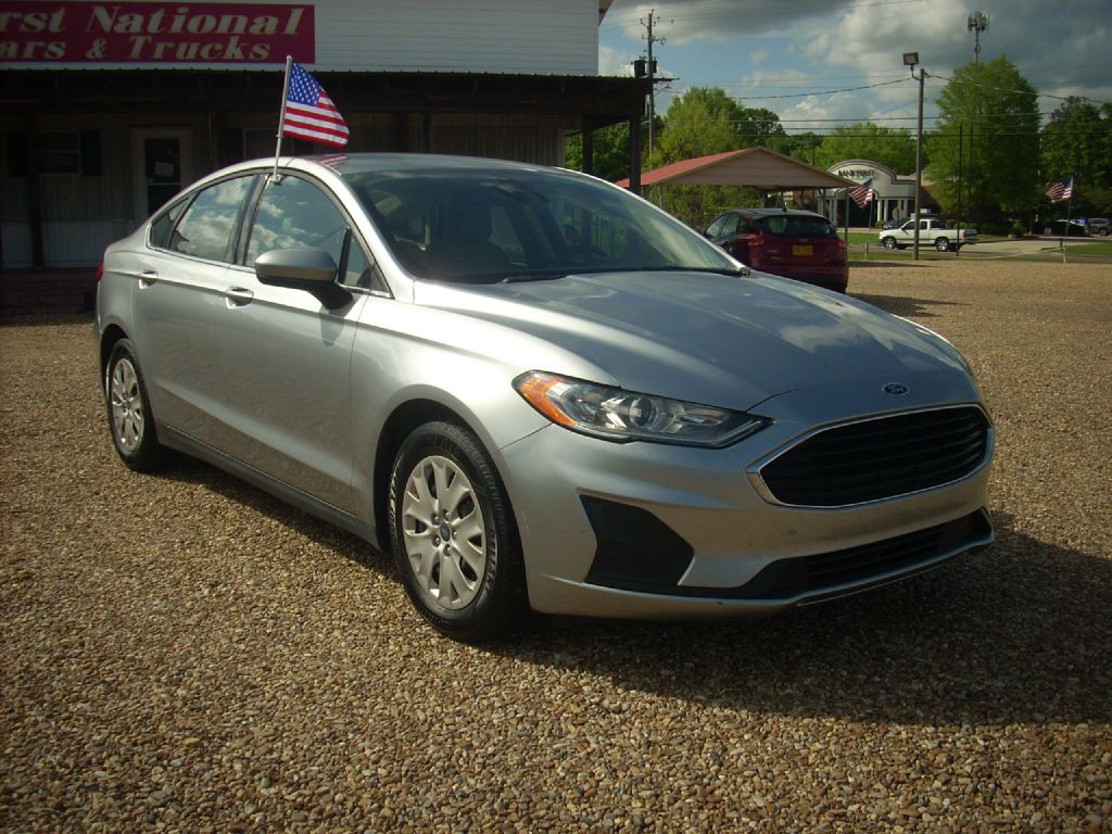 2020 Ford Fusion Image 6