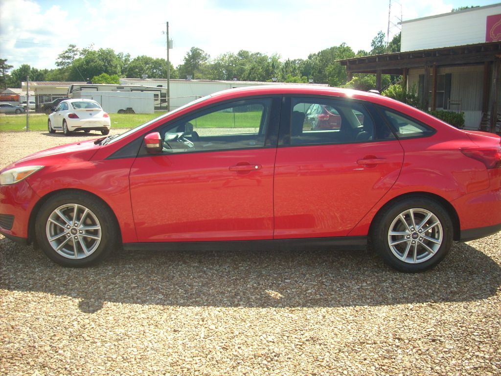 2016 Ford Focus Image 3