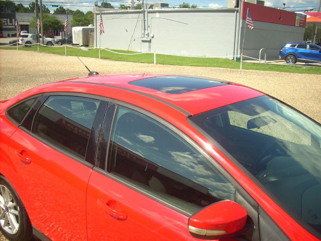 2016 Ford Focus Image 7