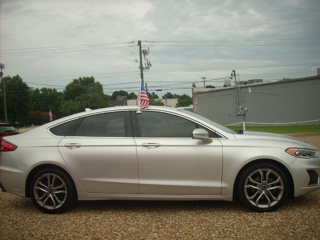 2019 Ford Fusion Image 5