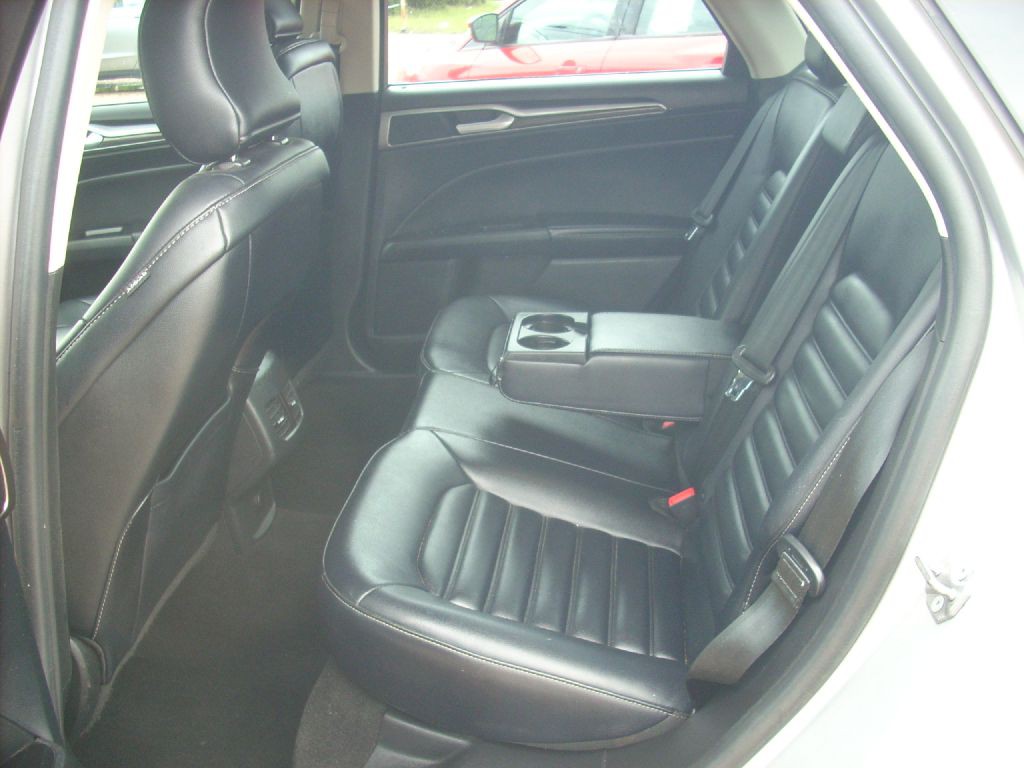 2019 Ford Fusion Image 10