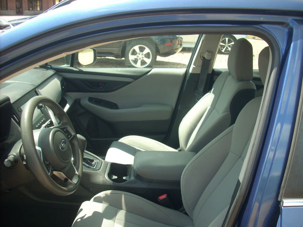 2020 Subaru Legacy Image 8
