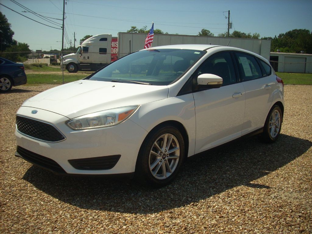 2016 Ford Focus Image 2