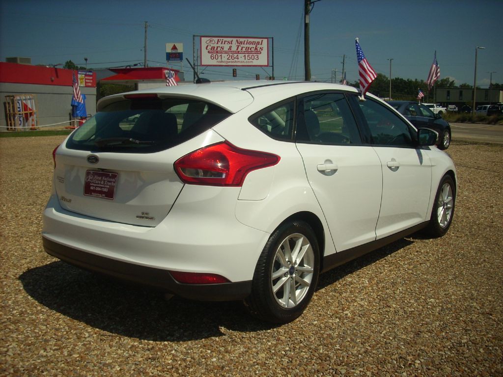 2016 Ford Focus Image 5