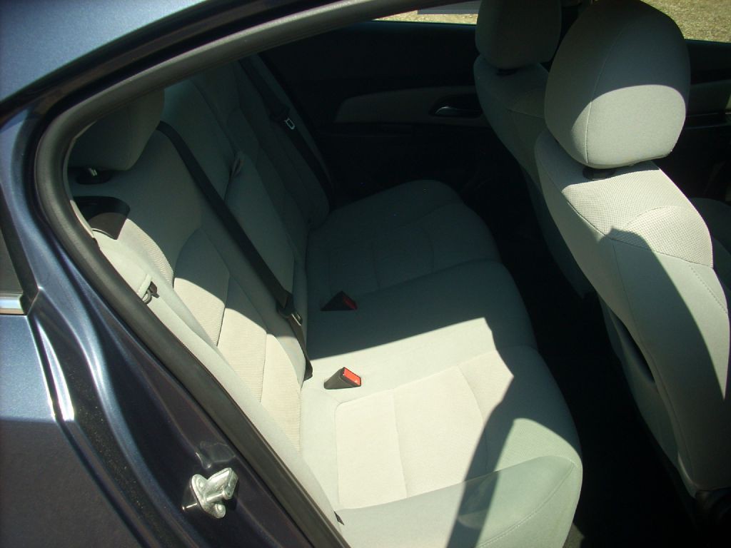 2014 Chevrolet Cruze Image 11