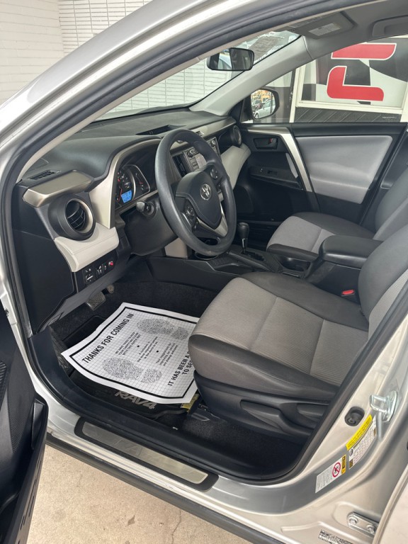 2014 Toyota Rav4 Image 5