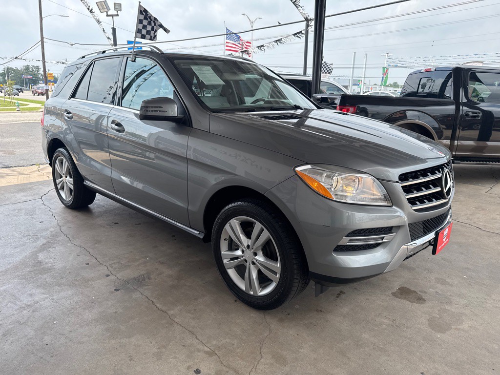 2015 Mercedes-Benz M-Class Image 2