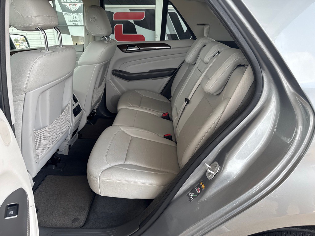 2015 Mercedes-Benz M-Class Image 8